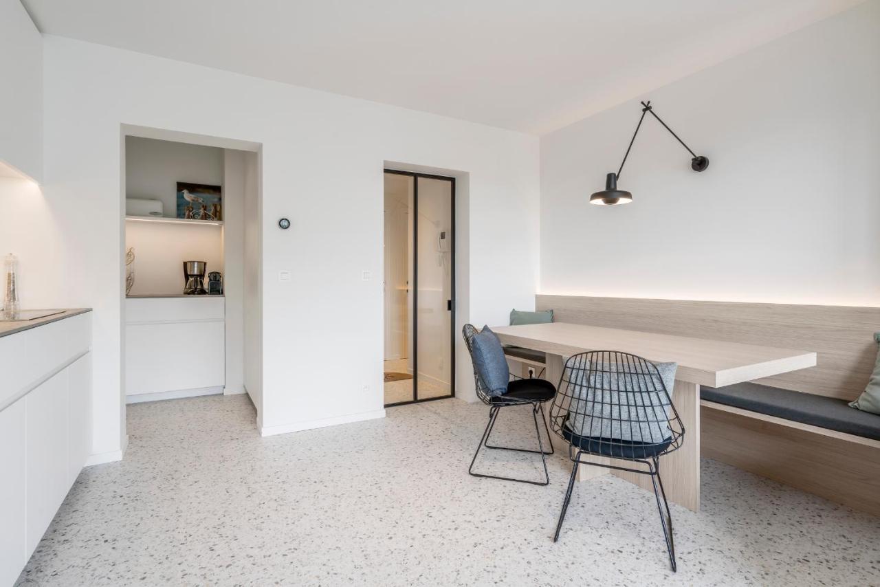 Luxurious And Unique Design App Centre Koksijde Apartment ภายนอก รูปภาพ
